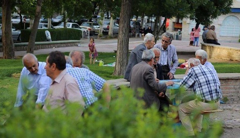 هزینه و شرایط بیمه تکمیلی برای بازنشستگان کشوری در سال جدید