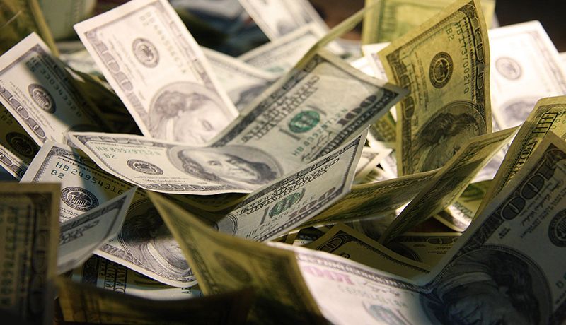 عوامل موثر بر نوسانات قیمت خودرو در سال ۱۴۰۳