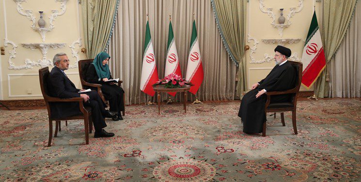 خاندوزی راهکار خروج از وضعیت کنونی بورس را اطلاع رسانی می کند