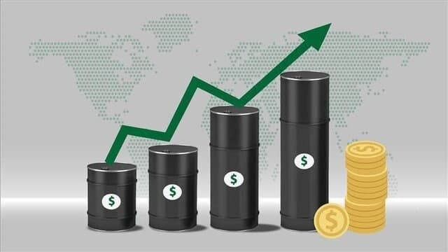 افزایش قیمت نفت در معاملات امروز علت افزایش قیمت نفت چه بود ؟ قیمت نفت در بازارهای جهانی افزایش یافت بازگشت نفت برنت به مدار افزایشی رکود اقتصاد جهانی عامل کاهش قیمت نفت شد نفت - نفت دوباره در مدار صعودی قرار گرفت