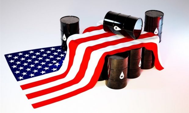 خریداران نفت از صعود دلار به زانو درآمدند