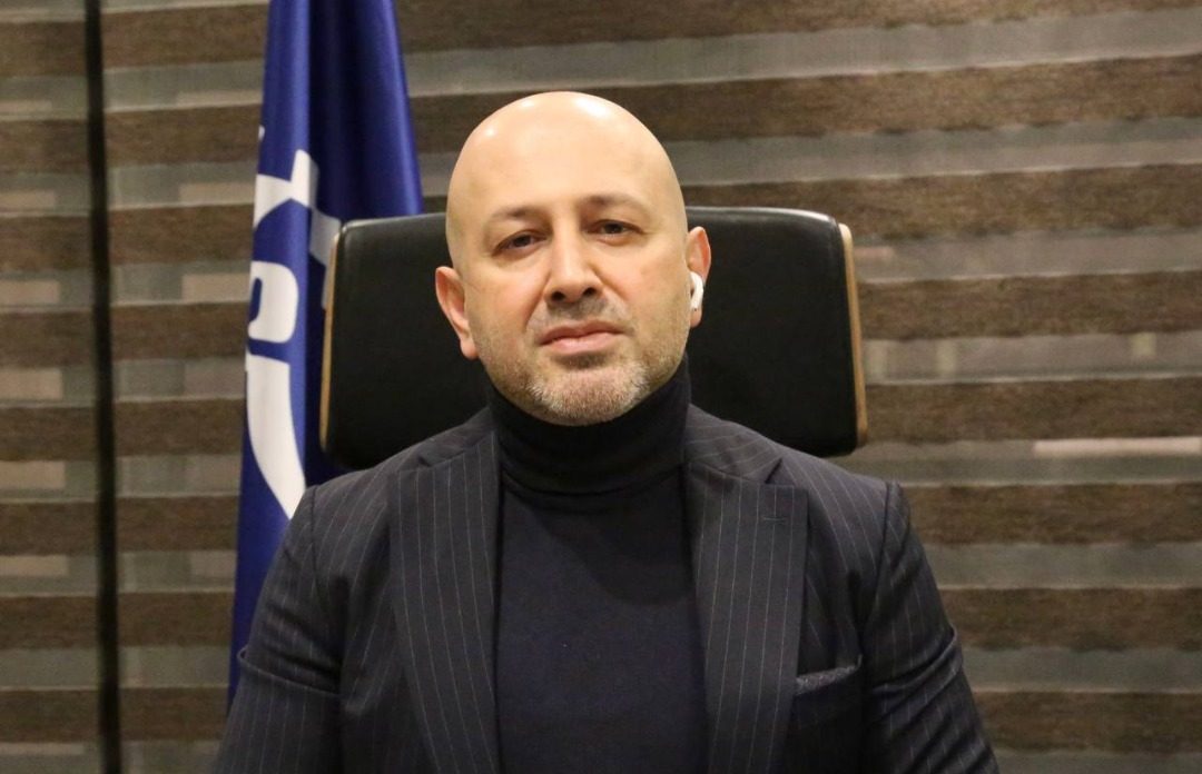 علی دولتشاهی: به صف فروش استقلال توجه نکنید؛ قیمت سهم حتماً افزایش می‌یابد