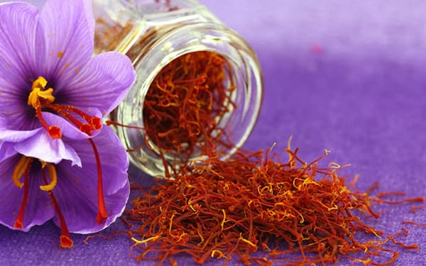 انبار زعفران ۹ شرکت در بورس کالا گشایش می یابد