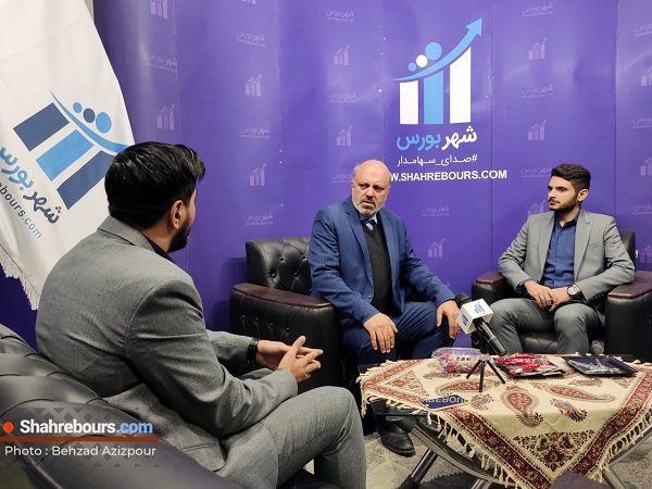 از عملکرد دولت در بورس راضی نیستیم