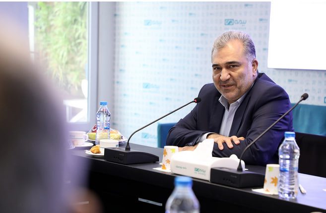 گسترش خدمات بانکی در مراکز بنیاد شهید سراسر کشور - بازدید مدیرعامل بانک دی از بیمه دی