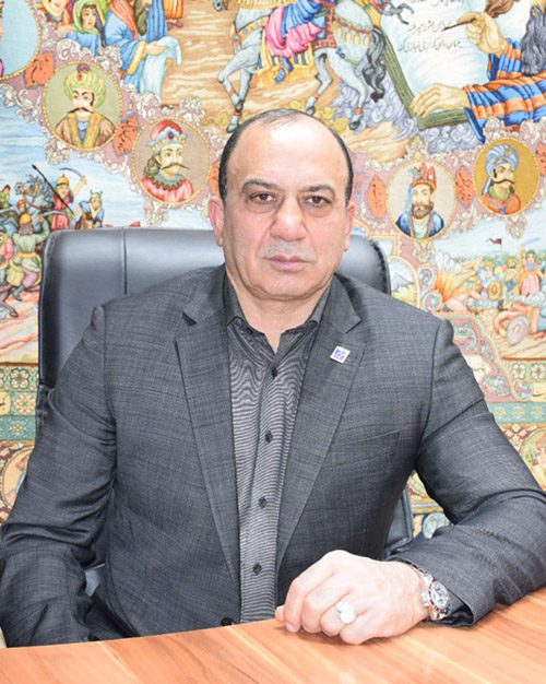 بیوگرافی احد عظیم زاده