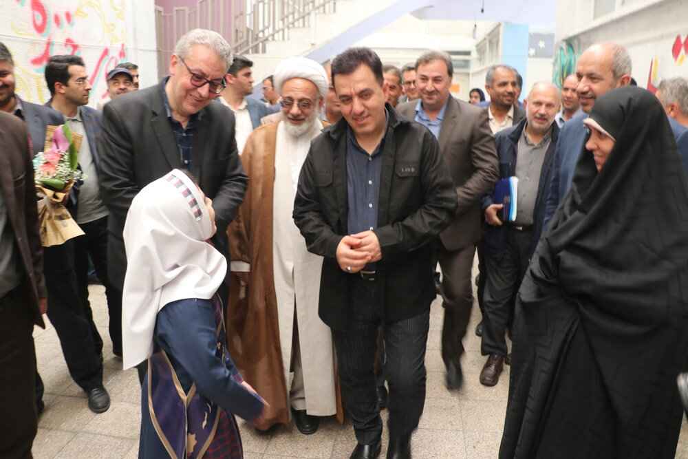 امکانات شهرداری در حوزه سلامتی و ورزش در اختیار دانش آموزان است