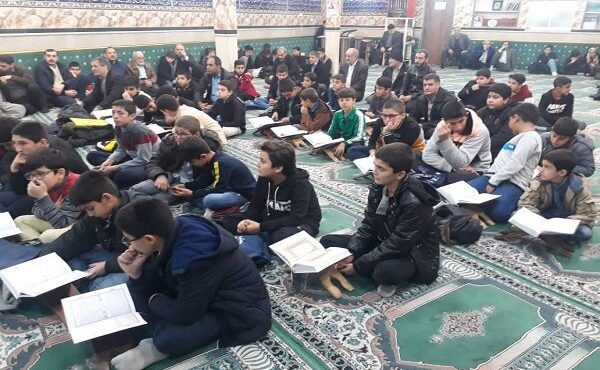 برنامه شهرداری تبریز برای جذب دانش آموزان در مساجد