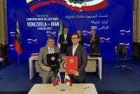 امضاء قرارداد ارتقاء و بهسازی ترمینال صادراتی خوزه بین پتروپارس و شرکت ملی نفت ونزوئلا