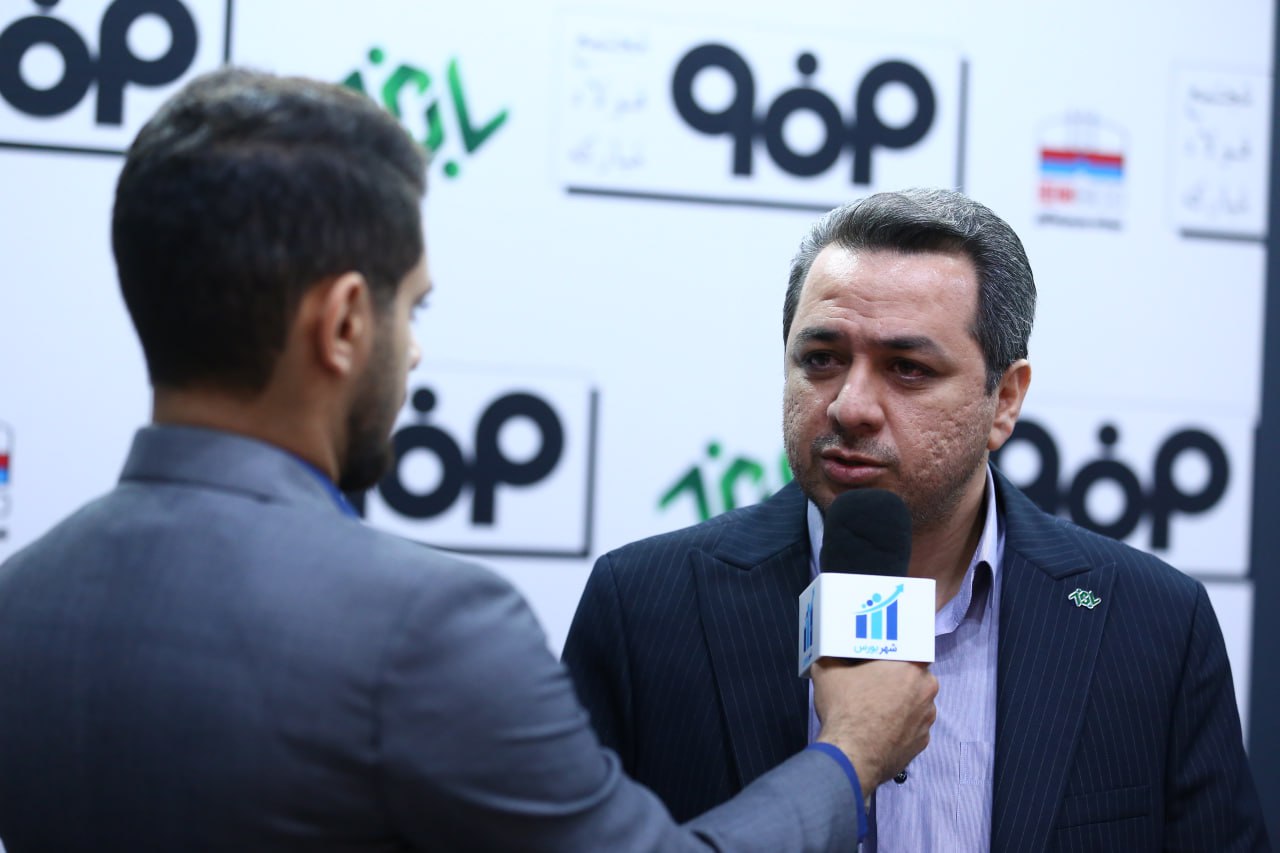 محمدرضا قنبری مدیرعامل کارگزاری باهنر