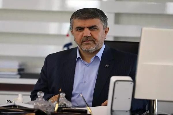 بانک صادرات آماده ارائه خدمات ارزی به زائران - بانک صادرات ایران بر محور رعایت قانون و مقررات، «در خدمت مردم» است