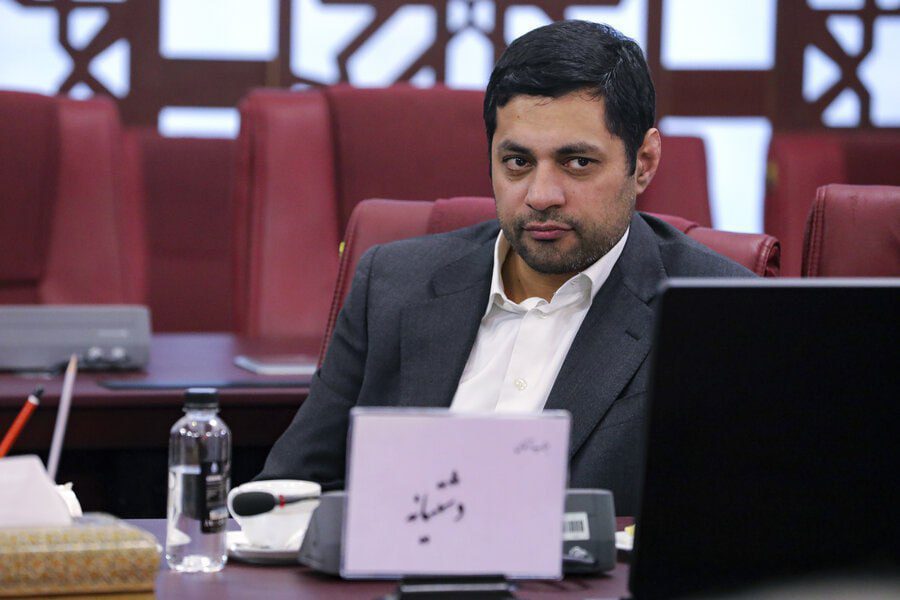 احسان دشتیانه