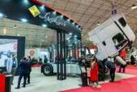 سومین روز حضور هلدینگ خودرویی آذرخودرو در نمایشگاه بین المللی خودرو تبریز