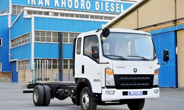 فروش 800 دستگاه کامیون توسط خاور
