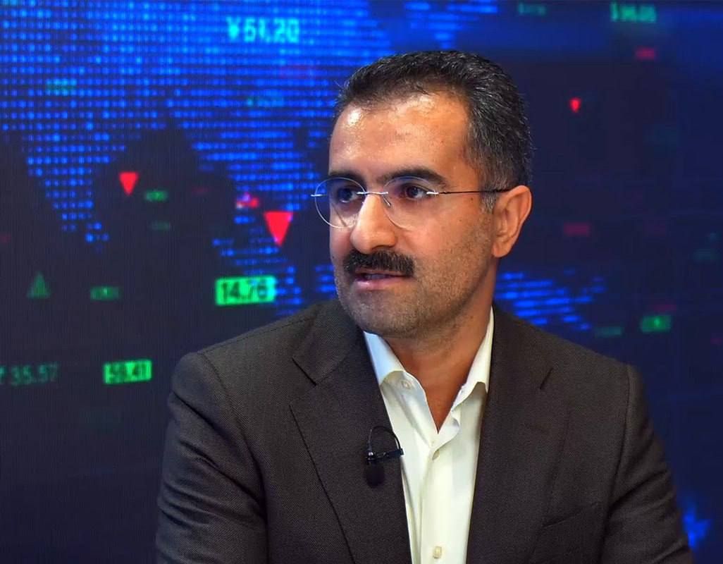 مدیرعامل صندوق توسعه بازار سرمایه گفت: صندوق تثبیت و توسعه در بازار فعال هستند اما باید دولت نیز با ما همراه باشد.