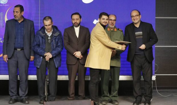 درخشش سردبیر شهر بورس در جشنواره رسانه‌ای ابوذر