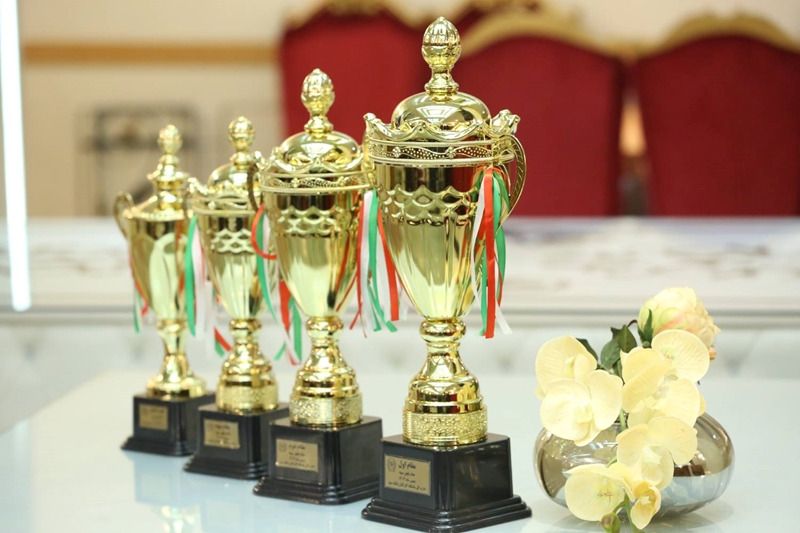 نفرات برتر مسابقات ورزشی "جام فجر" بانک سپه معرفی شدند