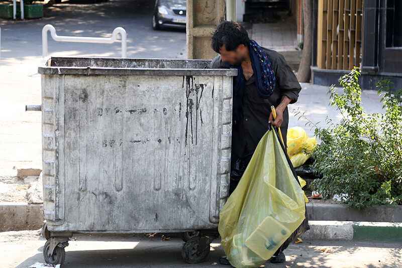 استخدام زباله گردها با حقوق 15 میلیون تومان