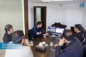 بازدید معاون فرهنگی و رسانه‌ای اداره کل ارشاد از تحریریه شهر بورس 4