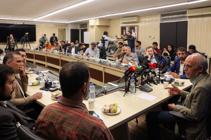 نشست خبری عبدالعلیزاده