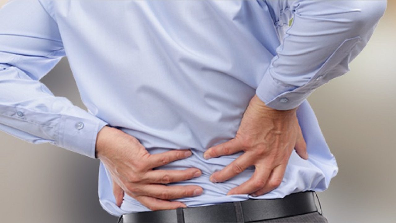 چطور درد کمر را از درد کلیه تشخیص بدهیم؟