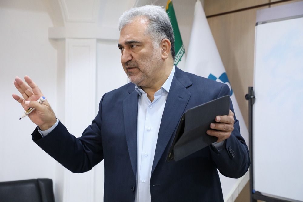 برگزاری اولین دورۀ آموزشی مدیریت میانی، ویژۀ رؤسای شعب بانک دی