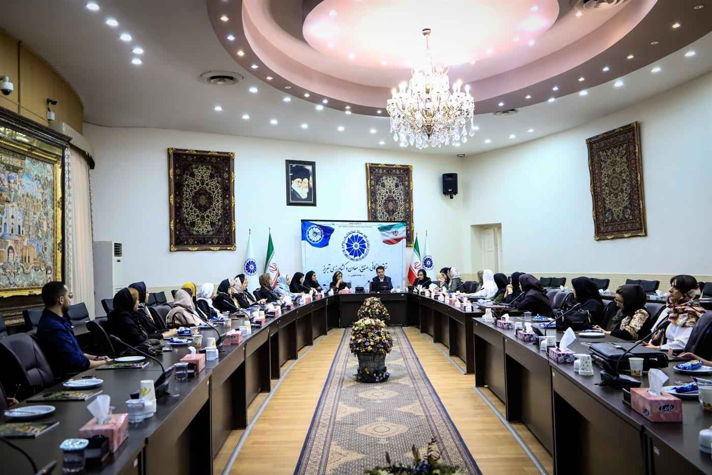 دوره آموزشی «فنون مذاکره در فروش» در اتاق تبریز برگزار شد