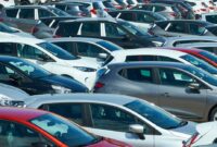 ادامه ثبت سفارش واردات خودرو، تأمین ارز ۲۰ درصد افزایش یافت