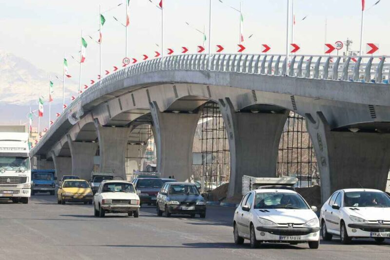 پل رسالت؛ تسریع‌کننده توسعه اقتصادی و کاهش هزینه‌های ترافیکی