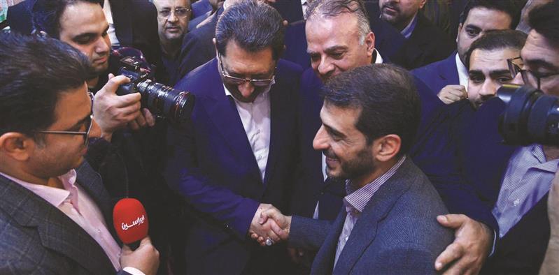 بازدید وزیر صمت از سالن فولاد مباركه در نمایشگاه بین‌المللی ایران متافو