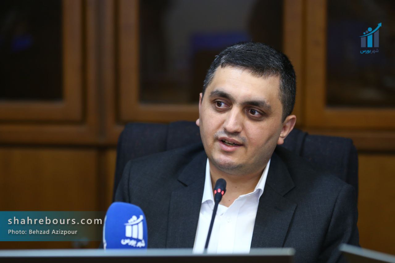 کاهش نرخ بهره را باید از دولت مطالبه کنیم تامین سرمایه‌ها گیرنده نرخ هستند