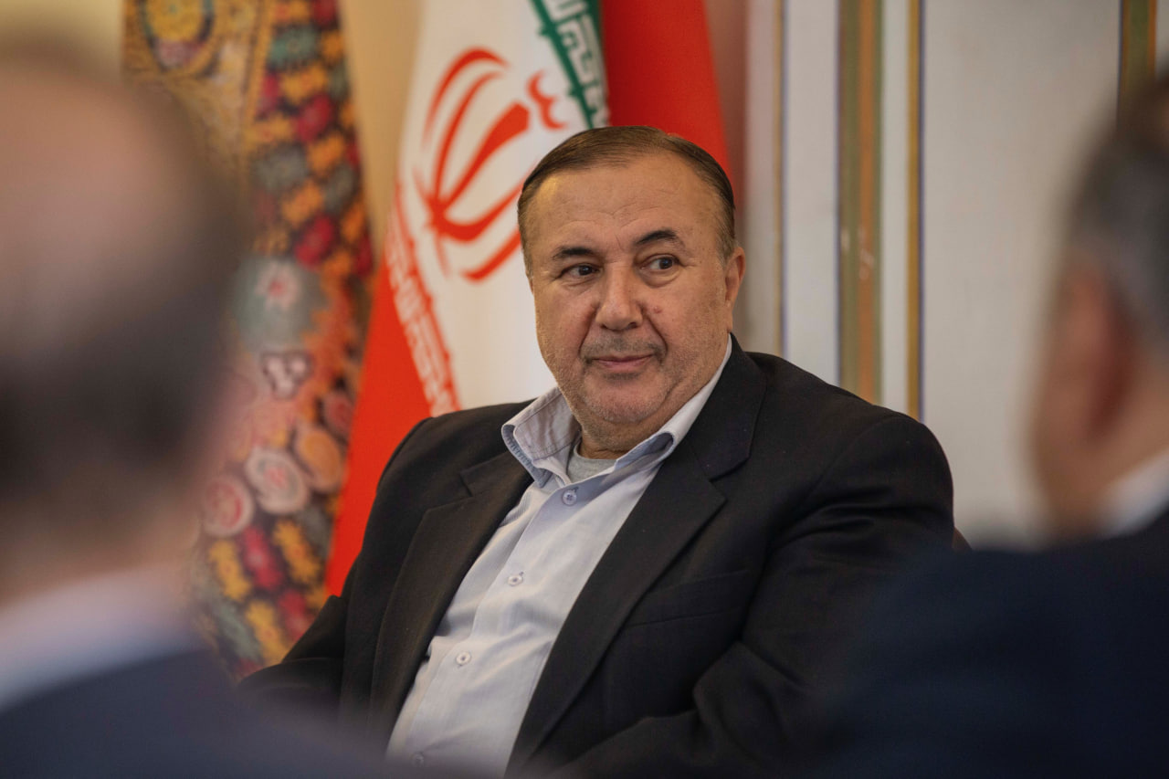 علیرضا نوین