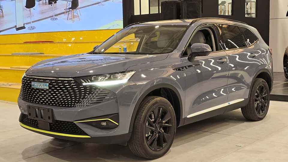 سورپرایز جدید بهمن موتور برای طرفداران خودروهای هیبریدی