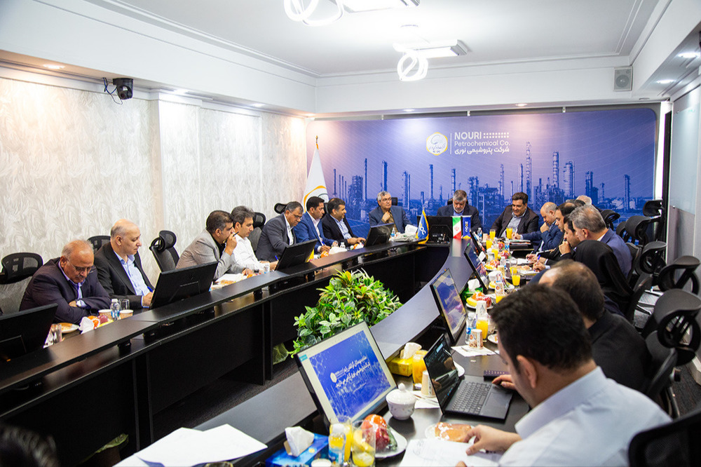 شرکت پتروشیمی نوری میزبان نخستین نشست "کانون تفکر بازرگانی" شرکت‌های هلدینگ خلیج فارس