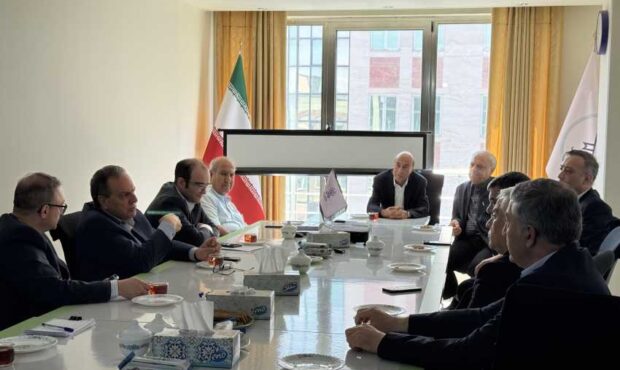 حمایت اتاق بازرگانی از بیماران سرطانی استان