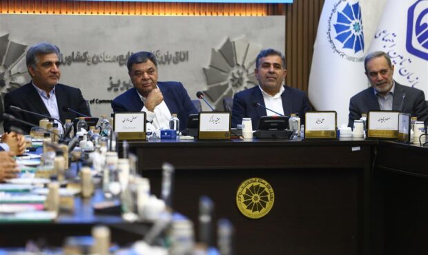 طرح مطالبات فعالان اقتصادی تبریز از سازمان تأمین اجتماعی