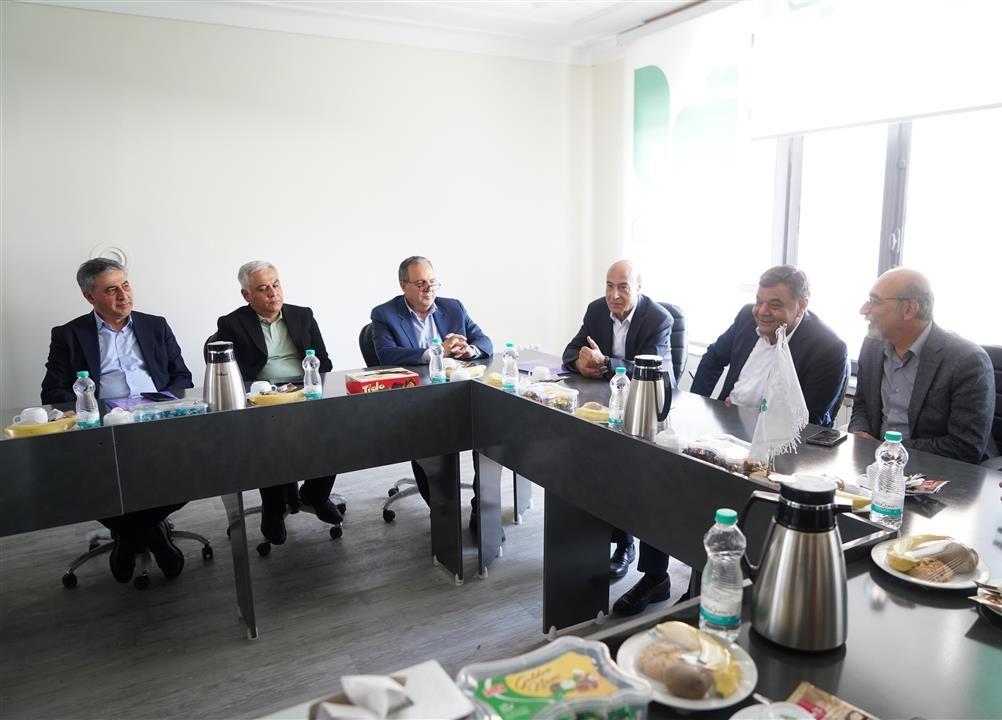 تسکین درد با همراهی اتاق بازرگانی تبریز