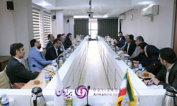 همدلی و همفکری؛ گفت‌وگوی نزدیک مدیرعامل بیمه آرمان با نمایندگان