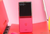 بررسی گوشی Motorola Razr 40 Ultra | گوشی تاشوی پیشرفته با طراحی منحصر به فرد