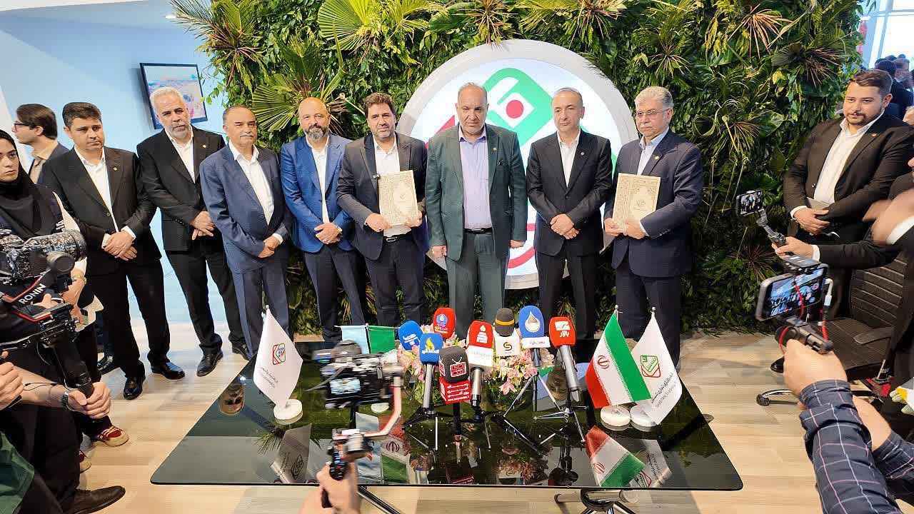 انعقاد تفاهم‌ نامه استراتژیک همکاری میان پتروشیمی تبریز و بوشهر؛ آغاز همکاری بلندمدت برای انتقال سالانه ۳۰۰ هزار تن اتیلن