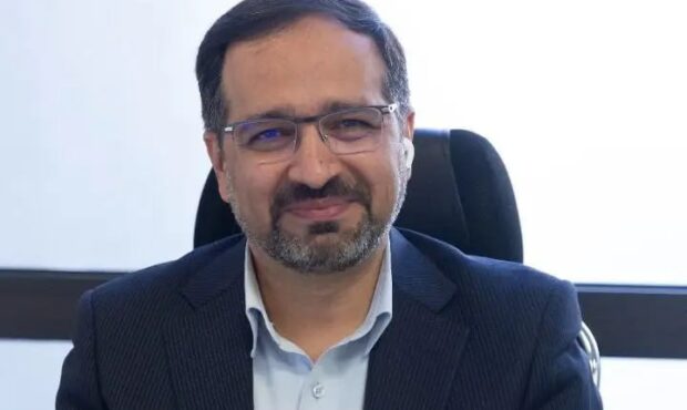 مدنی‌زاده می‌تواند رویه‌های غلط اداره اقتصادی کشور را بهبود ببخشد