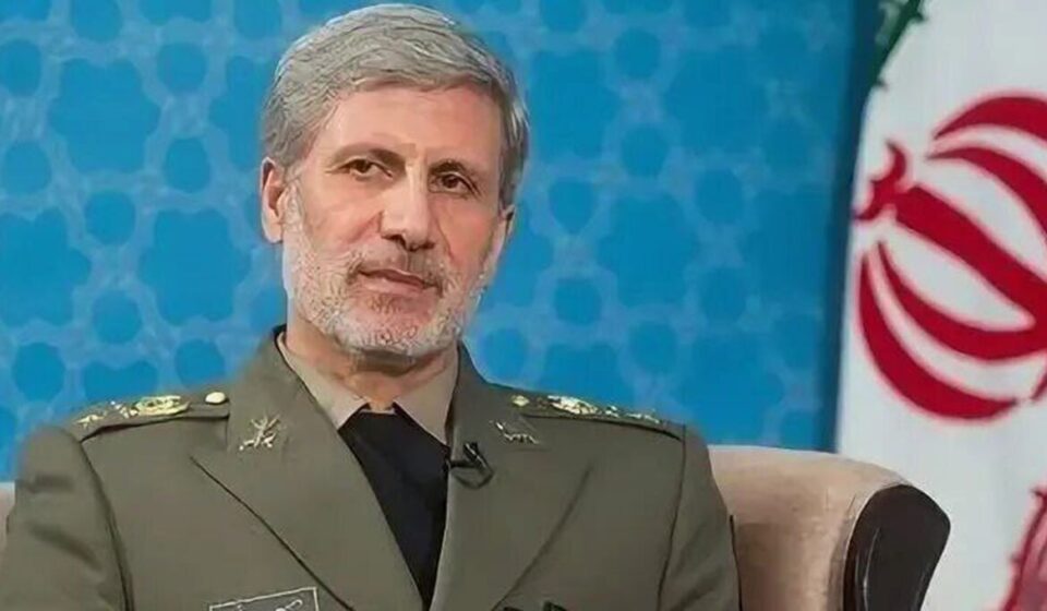 آشنایی با فرمانده جدید ارتش جمهوری اسلامی ایران