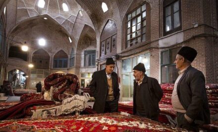 فرش دستباف ایرانی هر گره، یک نفس؛ هر نقش، یک خاطره