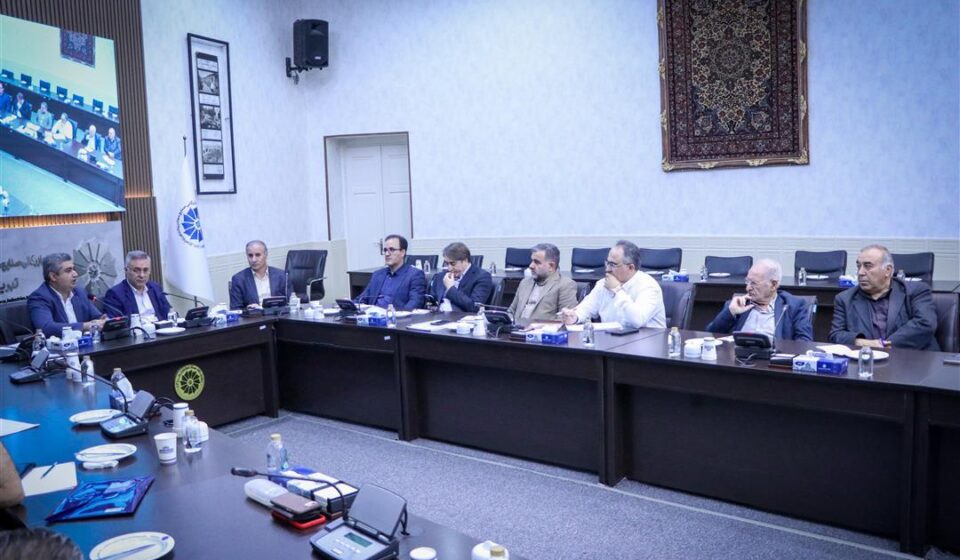 بررسی توافق‌ نامه همکاری کنسرسیوم صادراتی در اتاق تبریز