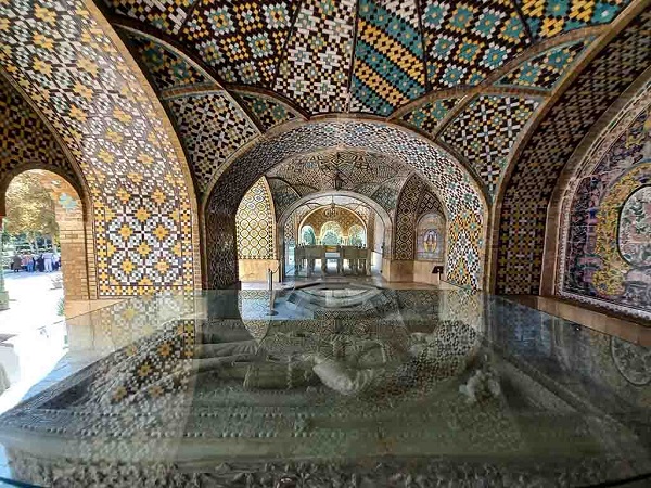 ساعات بازدید از کاخ گلستان