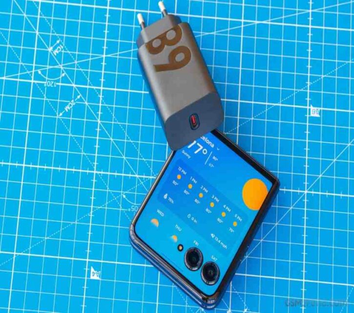 بررسی گوشی Motorola Razr 50 Ultra