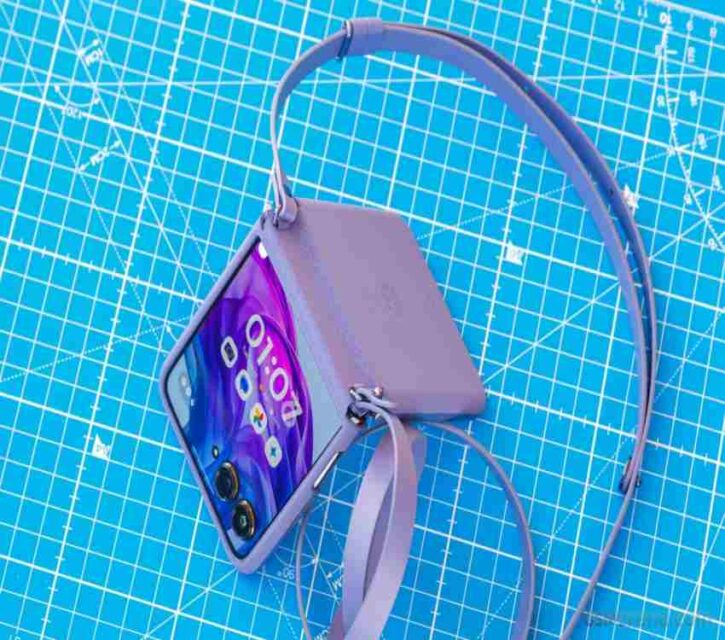 مقایسه Honor Magic Vs3 و Motorola Razr 50 Ultra