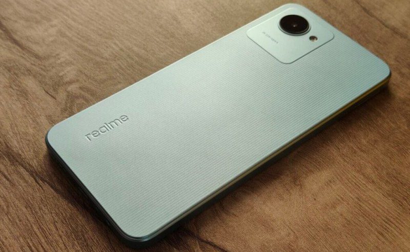بررسی گوشی Realme C30s