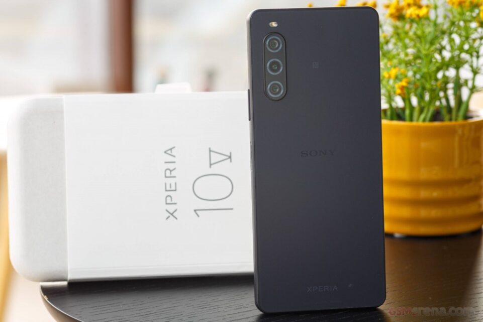 بررسی گوشی Sony Xperia 10 V