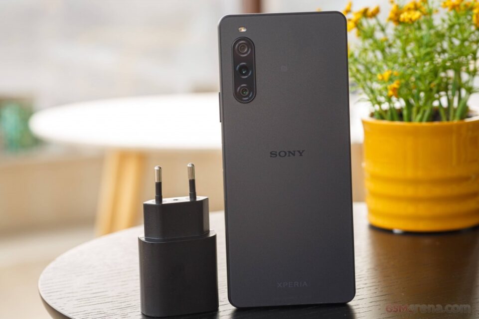 بررسی گوشی Sony Xperia 10 V